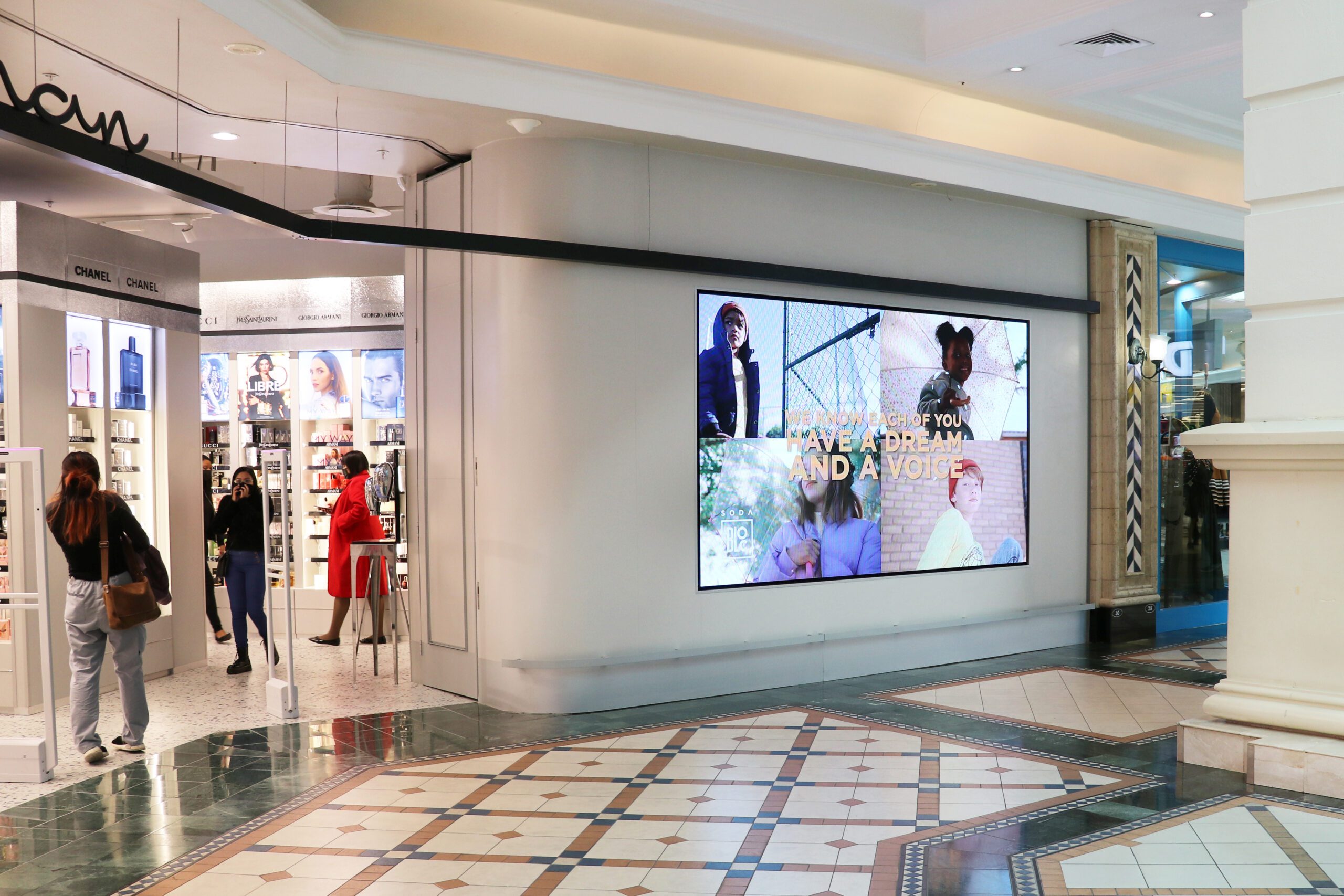 Indoor LED screen for retailers by Volkanoo - Premier indoor LED screen supplier in Dubai